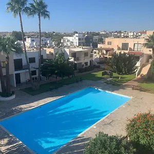 επισκεφθείτε το ξενοδοχείο
