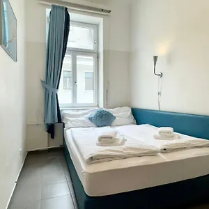 Very Central, 5 Min To Center, Self Check In וינה