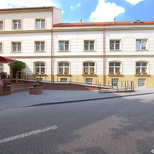 Ostruvek 3*, Прага Чехия